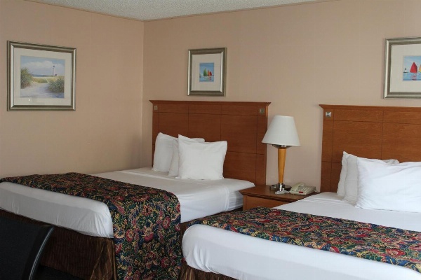 Capri Motel image 1